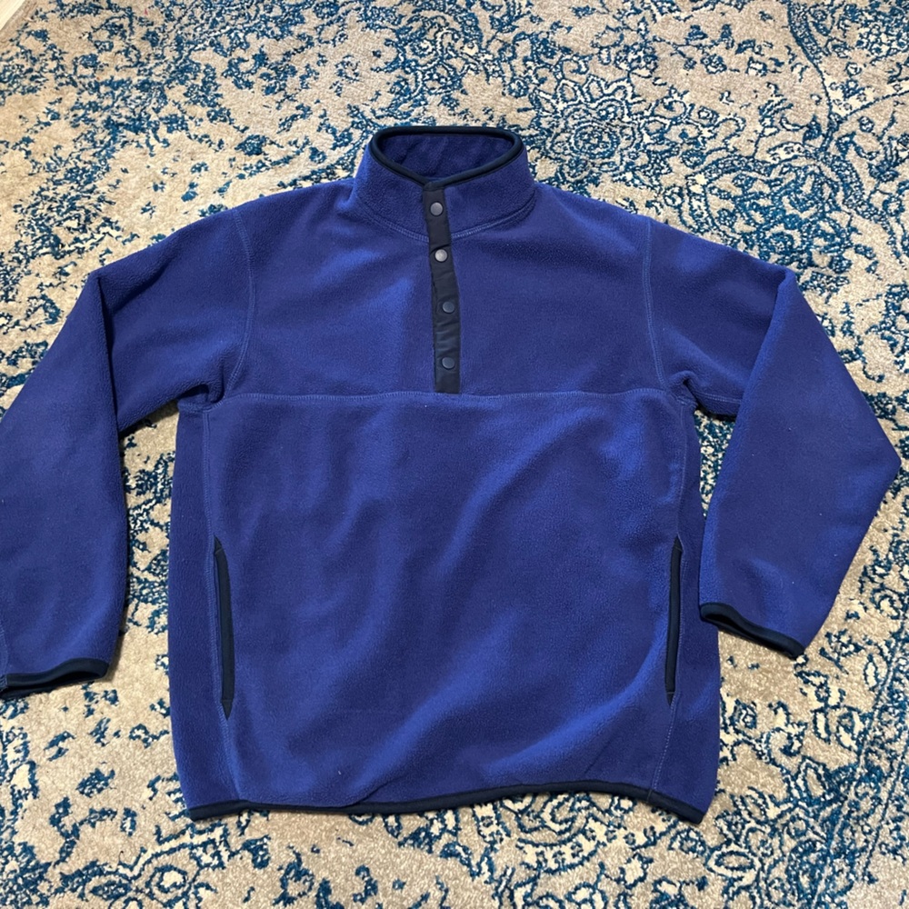 Uniqlo Navy Fleece Pullover